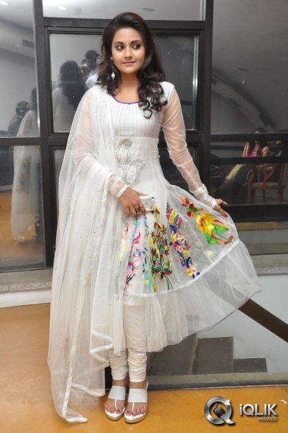 Manochitra-at-Malligadu-Marriage-Bureau-Audio-Release